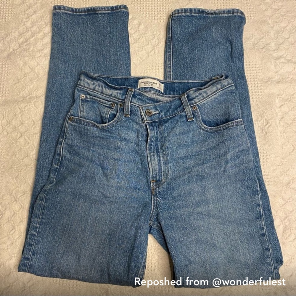Abercrombie & Fitch Women's Straight Leg Jeans - Blue
